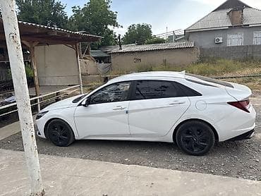авто элек: Hyundai Elantra: 2021 г., 1.6 л, Автомат, Гибрид, Седан — 1