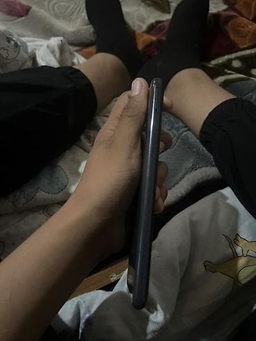 iphone xs lalafo: Samsung Galaxy A13, Б/у, 64 ГБ, цвет - Черный, 2 SIM — 5