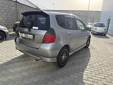 crv 2001: Honda Fit: 2004 г., 1.3 л, Вариатор, Бензин — 2
