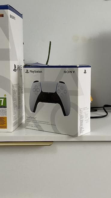 mafia trilogy: Sony PlayStation 5 Slim с дисководом в комплекте консоль и 2 джойстика — 2