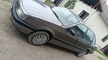 Volkswagen: Volkswagen Passat: 1988 г., 1.8 л, Механика, Бензин, Седан — 1