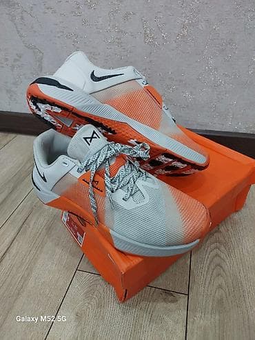 цинцзышоу отзывы: Мужские кроссовки, 40, 40.5, 41, Nike, Новый, цвет - Оранжевый, Самовывоз — 1