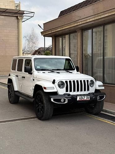 Транспорт: Jeep Wrangler: 2021 г., 2 л, Автомат, Электромобиль, Внедорожник — 2