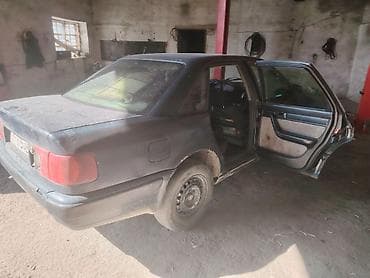 Audi 100: 1992 г., Механика, Бензин, Седан — 3