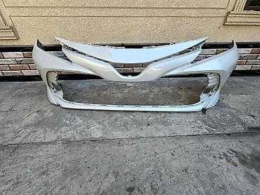 Бампер Toyota