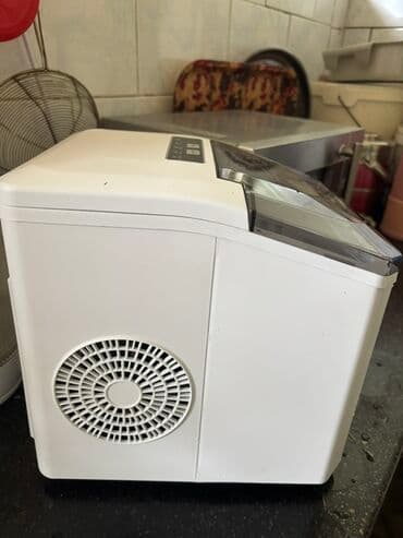 кулер вода: Льдогенератор белого цвета, компактный и удобный для использования — 4