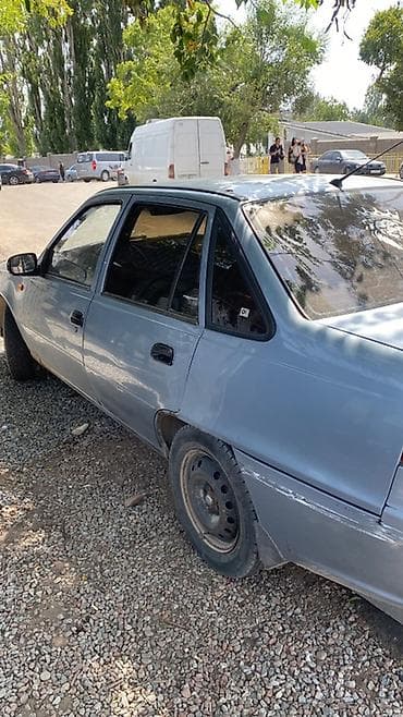 Daewoo Nexia: 2010 г., Механика, Седан
