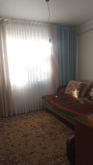 продаю дом 4 гор больница: Дом, 5 м², 4 комнаты — 11