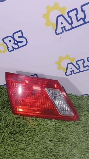 сдаётся авто с последующим выкупом: Задний левый стоп-сигнал Lexus Б/у, Оригинал — 1