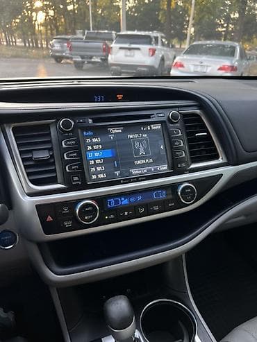 prius plus: Toyota Highlander: 2017 г., 3.5 л, Вариатор, Гибрид, Кроссовер — 9