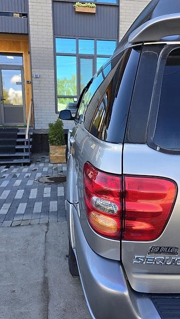 toyo: Toyota Sequoia: 2003 г., Бензин, Внедорожник — 6