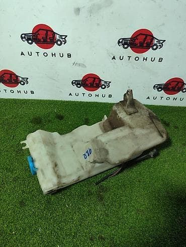 5w 40: Бачок Nissan — 1