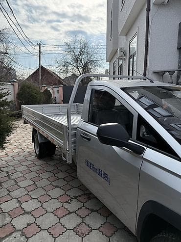 5 тон: Перевозка мебели, C грузчиком — 7