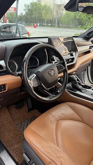 lexus 47: Toyota Highlander: 2020 г., 2.5 л, Автомат, Гибрид, Кроссовер — 2