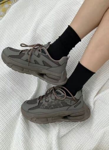 Прокат одежды: Кроссовки качество 🔥 весна-осень унисекс размер 36-41 срок доставки — 2