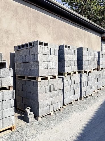 бетонный блок: Керамзитобетонные блоки и газобетон/пеноблоки на поддонах Описание: - — 1