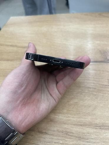 купить бэушный iphone 7: IPhone 14 Pro, Б/у, 128 ГБ, Черный, Защитное стекло, Чехол, В рассрочку, 99 % — 7