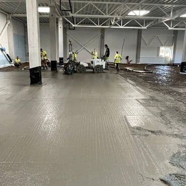 заливка пола: Стяжка Бесплатная консультация Больше 6 лет опыта — 3