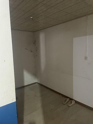 рассрочка аренда под следующим выкупом: Сдаю помещение 160 квадратных метров. Электричество 3х фазка, вода — 4