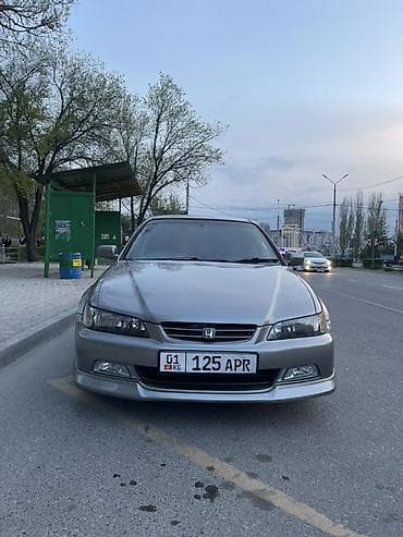 Honda Accord: 1999 г., 2 л, Автомат, Бензин, Седан