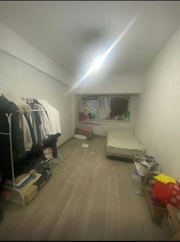 Продажа комнат: 12 м², Без мебели — 9