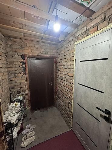 вагон на калесах: Срочно продаётся уютный и тёплый дом барачного типа в спокойном тихом — 5