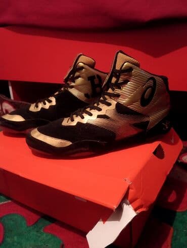 футбольные бутсы predator: Борцовки Асикс( Жордан Барроуз) Бу Качество: Люкс Цвет: Золотой — 1