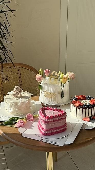 Продукты питания: Дизайнерские торты и десерты на заказ. - Индивидуальный дизайн — 7