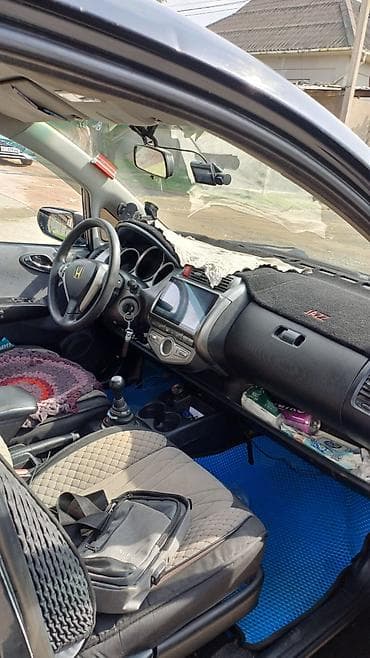 стекло голф 3: Honda Jazz: 2006 г., 1.3 л, Ручные, Бензин, Хэтчбэк — 10