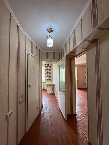 хостел ак орго: 1 комната, 30 м², 104 серия, 3 этаж, Старый ремонт — 4