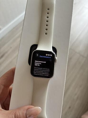 Apple Watch SE 2 Gen, 40mm, Starlight. Емкость батареи 100%