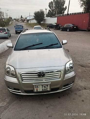 Toyota Avensis: 2004 г., 2 л, Автомат, Бензин, Универсал