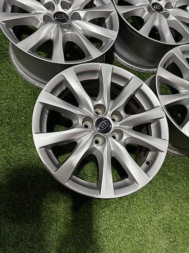 01: Литые Диски R 17 Kia, Комплект, отверстий - 5, Б/у — 5