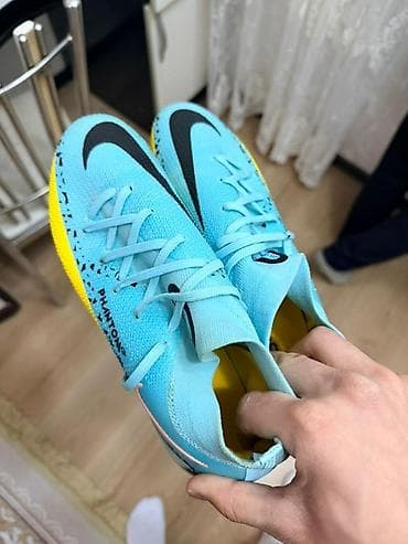 Футбольные бутсы Nike Phantom GT (FG) - Поверхность: натуральный