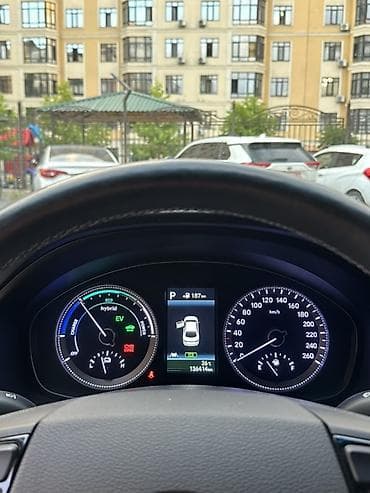 2019: Hyundai Grandeur: 2019 г., 2.4 л, Автомат, Гибрид, Седан — 9