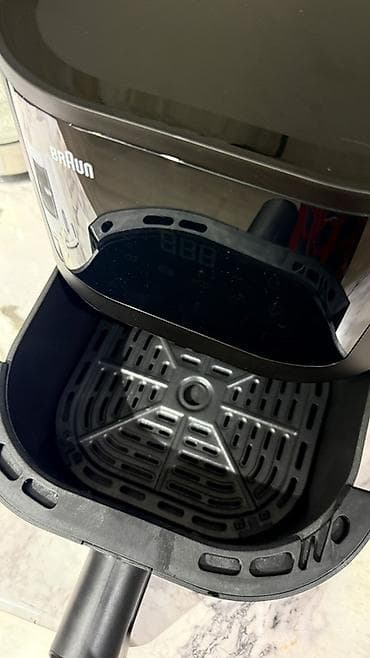 Аэрогрилдер: Продаю Б/у аэрогриль. Пользовались всего несколько раз почти новая. В — 5