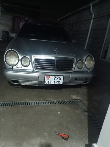полированная машина: Mercedes-Benz E-Class: 1998 г., 3.2 л, Автомат, Бензин, Седан — 2