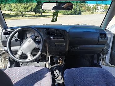 джаз авто: Volkswagen Vento: 1996 г., 1.8 л, Механика, Бензин, Седан — 2