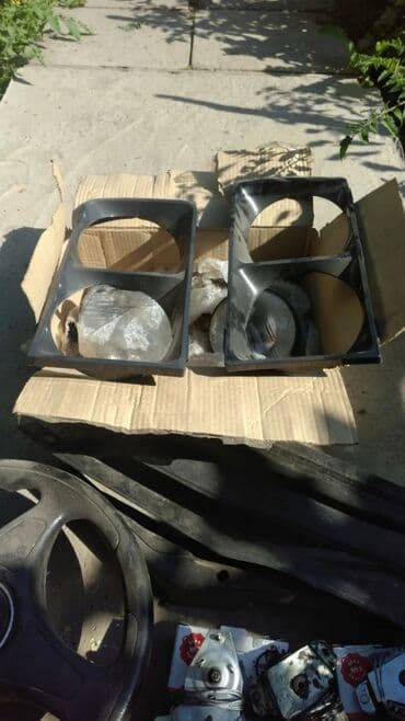 фара на ваз 2106: Запчасти для отечественных автомобилей (СССР/РФ), набор разнородных — 4