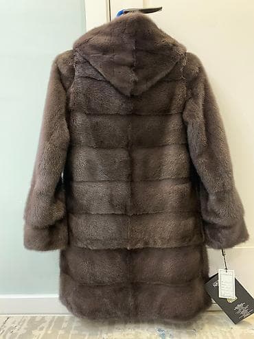 Норковая шуба Размер:40 Производства: Канада Можно убрать длину и