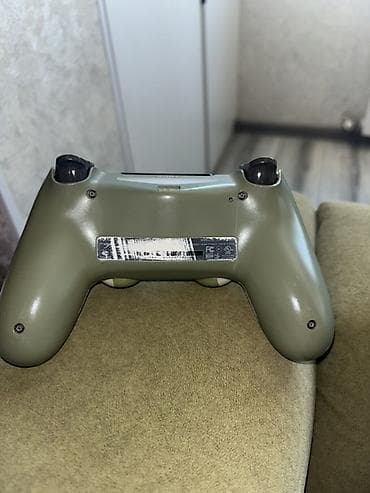 Беспроводной геймпад Sony DualShock 4 для PlayStation 4, расцветка — 2