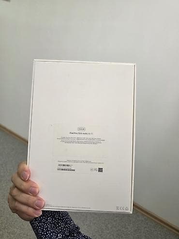 Планшеты: Планшет, Apple, 10" - 11", Wi-Fi, Б/у, Классический цвет - Золотой — 8