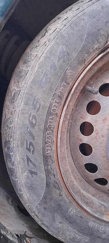 Mazda Demio: 1998 г., 1.5 л, Автомат, Бензин, Хетчбек — 8