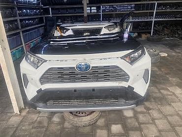 бампер передний рав 4: Бампер Toyota, Оригинал — 1