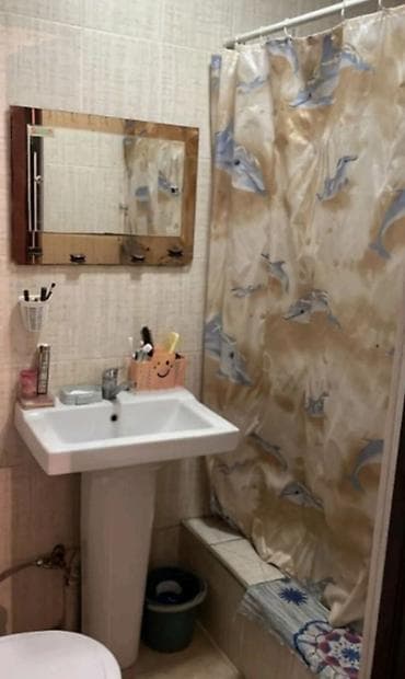 район бгу: 1 комната, 30 м², 1 этаж, Косметический ремонт — 1