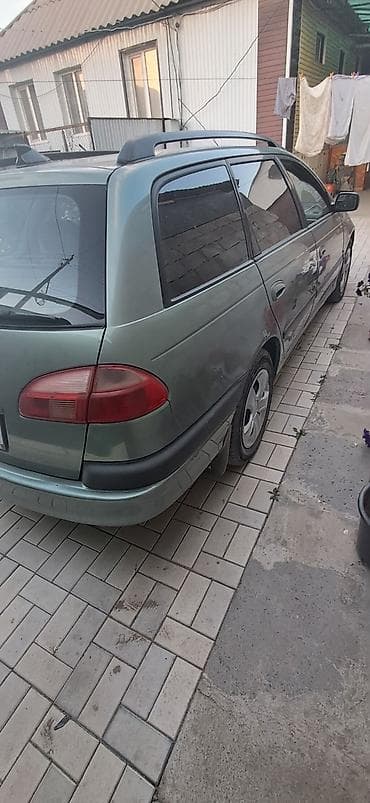 Toyota Avensis: 2003 г., 1.8 л, Механика, Универсал — 4