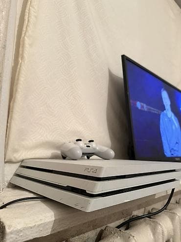 playstation 3 бишкек: PlayStation 4 Pro цвет Glacier White Комплектация: - Консоль PS4 Pro — 3