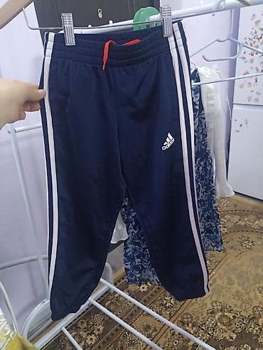 На 5-6 лет, оригинал Адидас