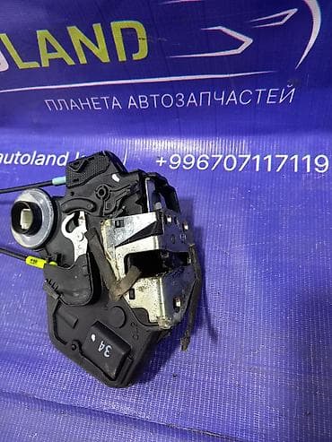 corolla s: Замок двери Toyota 2004 г., Оригинал, Япония — 3