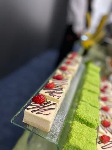 как заказать белого медведя на день рождения: Фуршет -кофе брейк -детские праздники -услуги кейтеринг -выездные — 10